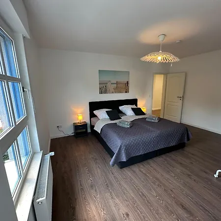 דירה Traumhaft Schoene Wohnung-nahe Volkspark Marl-modern-top Austattung- מארל