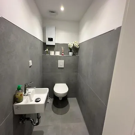 Traumhaft Schoene Wohnung-nahe Volkspark Marl-modern-top Austattung- מארל